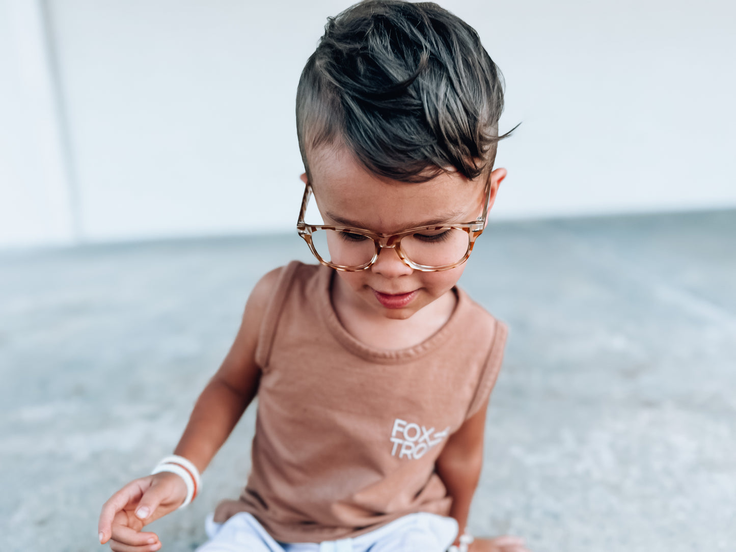 Light Brown Giraffe Frames