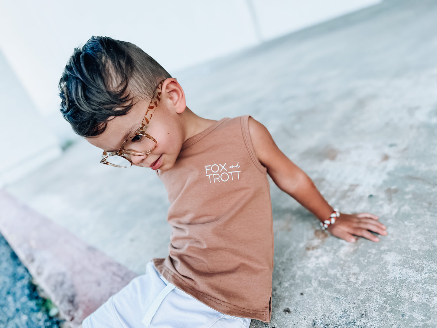 Light Brown Giraffe Frames